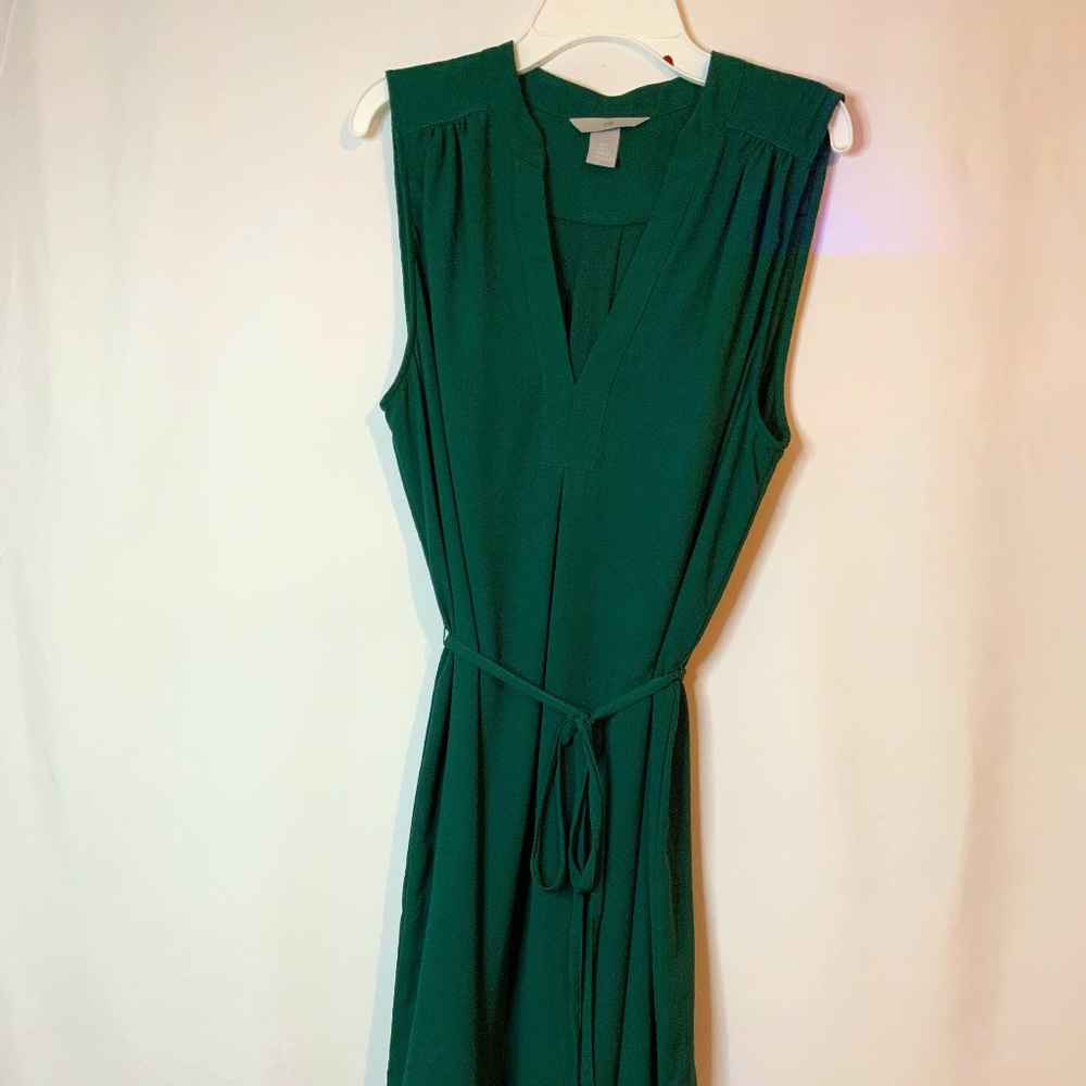 H&M Shift Dress Women's Size 12,  Emerald Green Lined Tank , Tie Belt V Neck